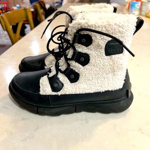 Women’s Sorel Explorer Joan Cozy Boot